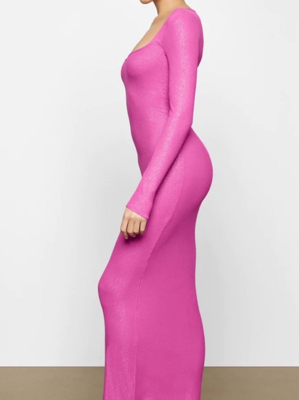 Skims Soft Lounge Long Sleeve Pink
Shimmer Dress
